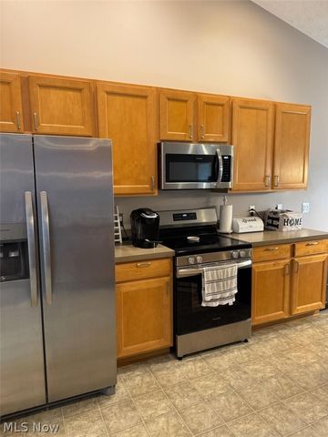 6210 Dogwood Lane, North Ridgeville, OH 44039