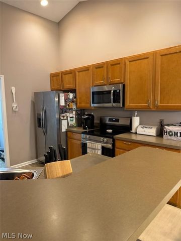 6210 Dogwood Lane, North Ridgeville, OH 44039