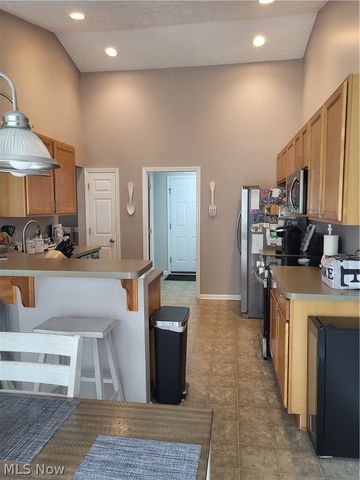 6210 Dogwood Lane, North Ridgeville, OH 44039