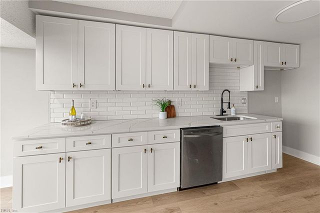 2830 Shore Dr Apt 1200, Virginia Beach, VA 23451