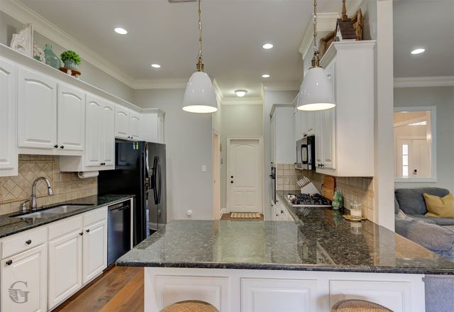 301 Jacobs Pointe, Benton, LA 71006