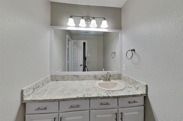 16778 N Thrasher Drive, Conroe, TX 77385