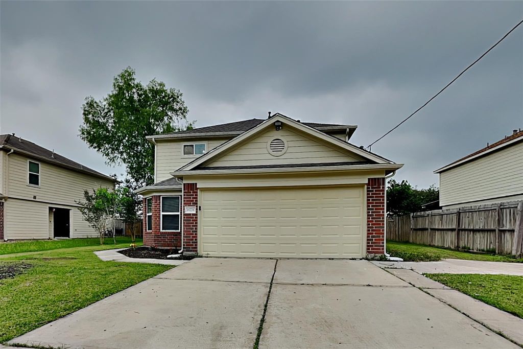 16778 N Thrasher Drive, Conroe, TX 77385