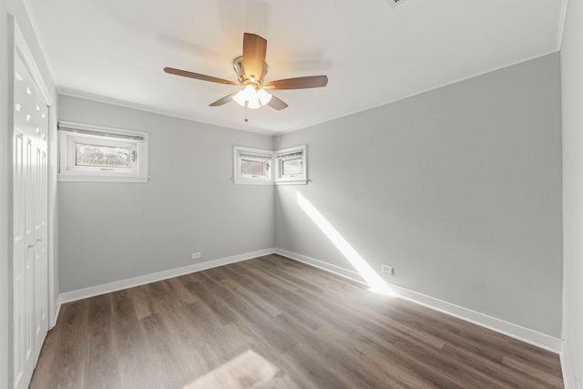 5701 W 89th Place, Oak Lawn, IL 60453