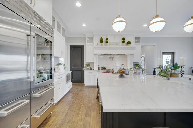 917 Perthshire Lane, Dyer, IN 46311