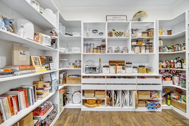 917 Perthshire Lane, Dyer, IN 46311