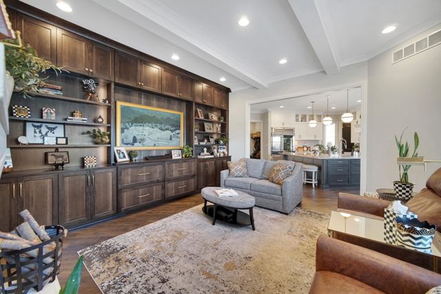 917 Perthshire Lane, Dyer, IN 46311