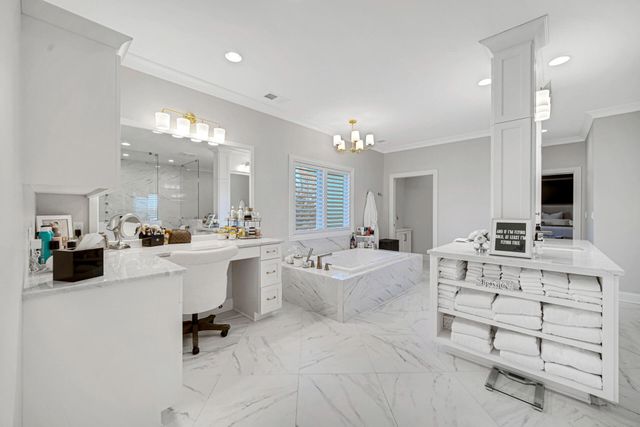 917 Perthshire Lane, Dyer, IN 46311