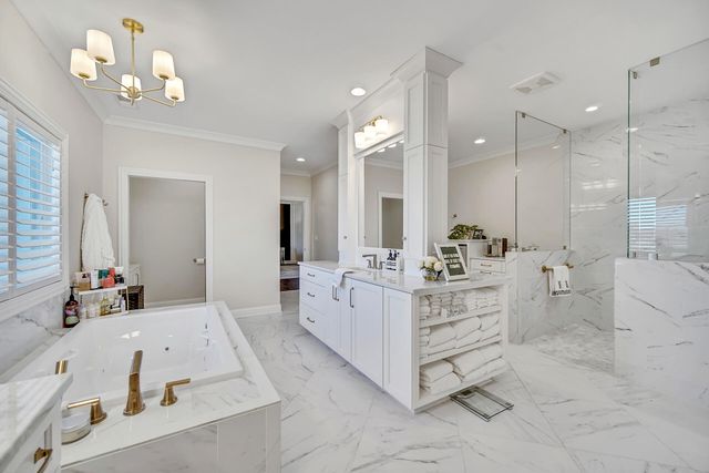 917 Perthshire Lane, Dyer, IN 46311