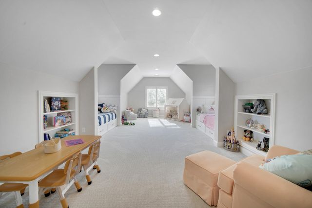 917 Perthshire Lane, Dyer, IN 46311