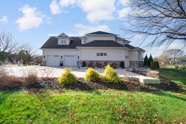 917 Perthshire Lane, Dyer, IN 46311