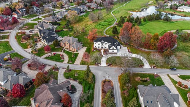 917 Perthshire Lane, Dyer, IN 46311