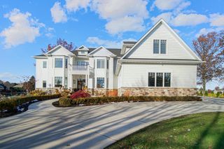 917 Perthshire Lane, Dyer, IN 46311