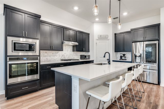 3912 Blue Stem Boulevard, Melissa, TX 75454