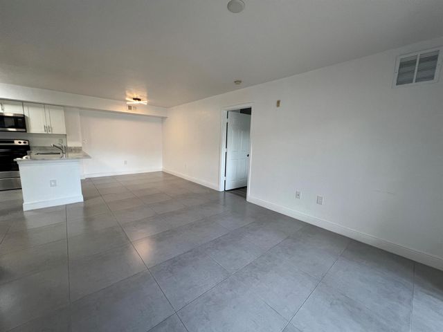 191 SW Palm Drive 105, Port St Lucie, FL 34986