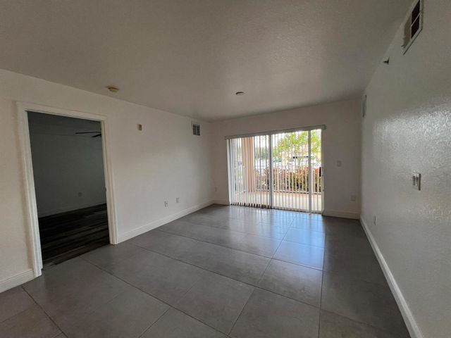 191 SW Palm Drive 105, Port St Lucie, FL 34986