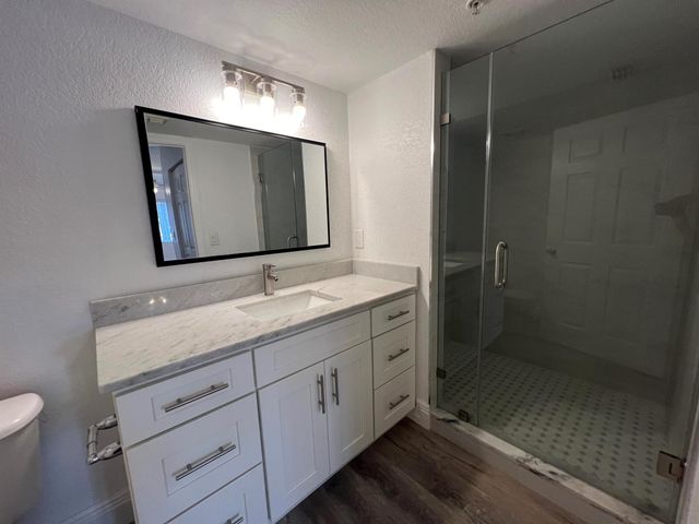 191 SW Palm Drive 105, Port St Lucie, FL 34986