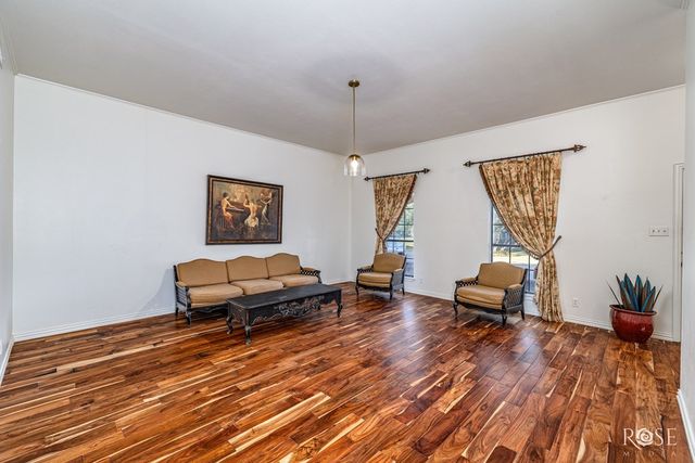 109 Sonora Drive, Sonora, TX 76950