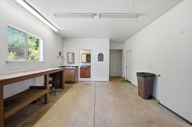 11452 Polaris Dr, Grass Valley, CA 95949
