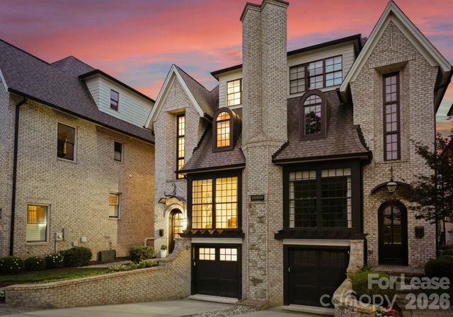812 Ideal Way, Charlotte, NC 28203