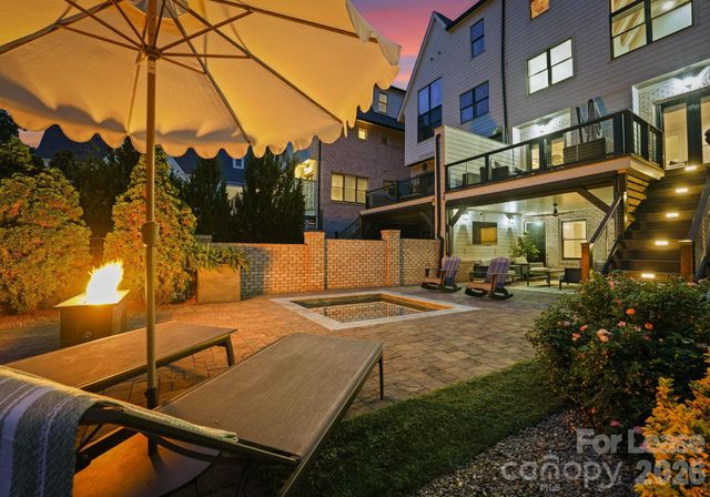 812 Ideal Way, Charlotte, NC 28203
