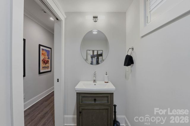 812 Ideal Way, Charlotte, NC 28203