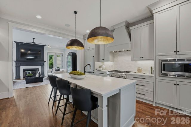 812 Ideal Way, Charlotte, NC 28203