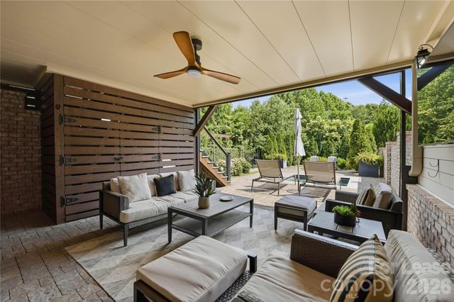 812 Ideal Way, Charlotte, NC 28203