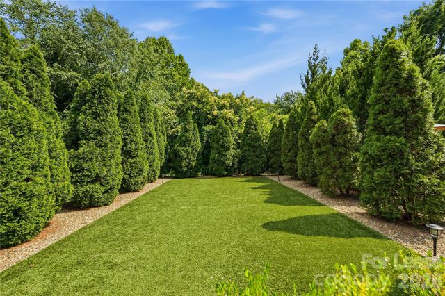 812 Ideal Way, Charlotte, NC 28203