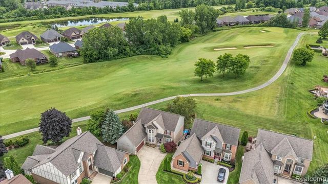 7882 Glacier Club Drive, Washington, MI 48094
