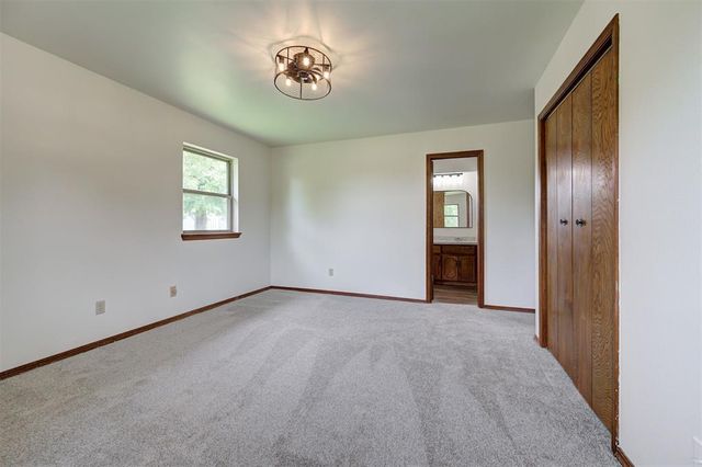 6517 S Frisco Road, Mustang, OK 73064