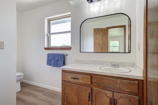 6517 S Frisco Road, Mustang, OK 73064