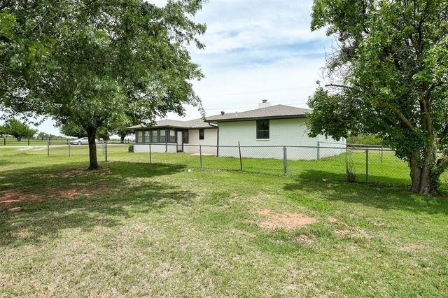 6517 S Frisco Road, Mustang, OK 73064