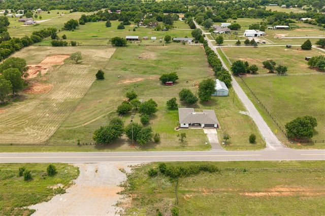 6517 S Frisco Road, Mustang, OK 73064