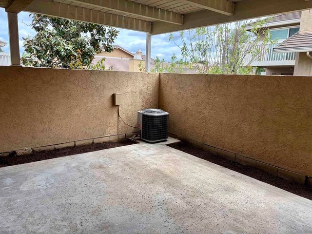 17494 Ashburton Rd, San Diego, CA 92128