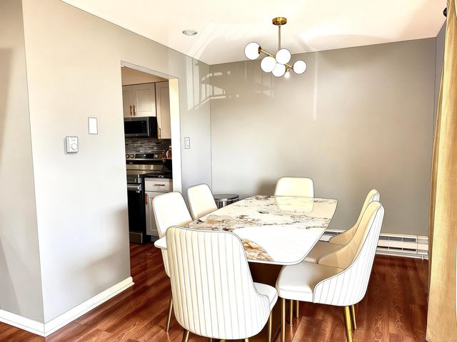9723 S Keeler Avenue 308, Oak Lawn, IL 60453