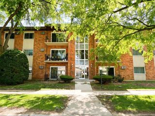 9723 S Keeler Avenue 308, Oak Lawn, IL 60453