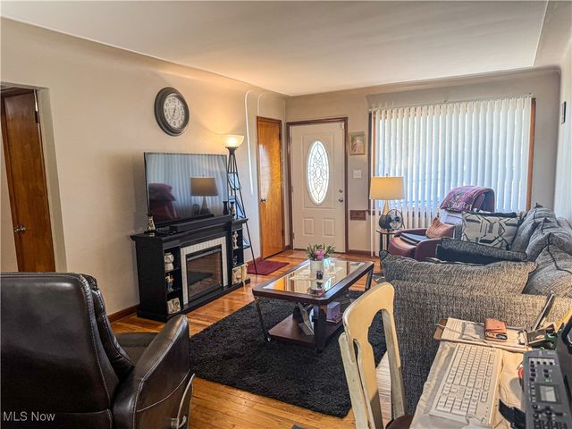 718 N Bon Air Avenue, Youngstown, OH 44509