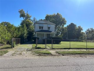 558 N 24th Street A, East St Louis, IL 62205