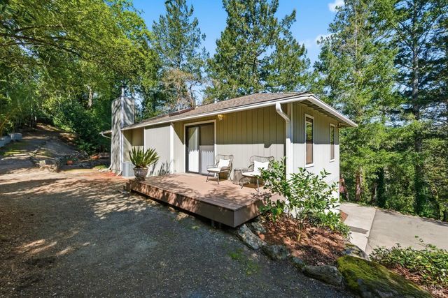 200 Sky Oaks Dr, Angwin, CA 94508