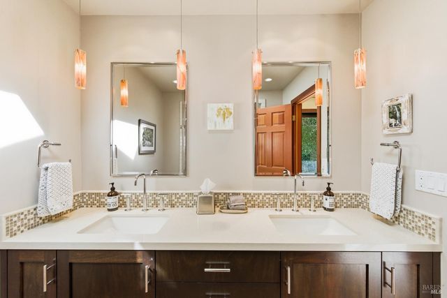 200 Sky Oaks Dr, Angwin, CA 94508