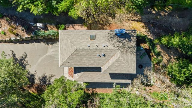 200 Sky Oaks Dr, Angwin, CA 94508