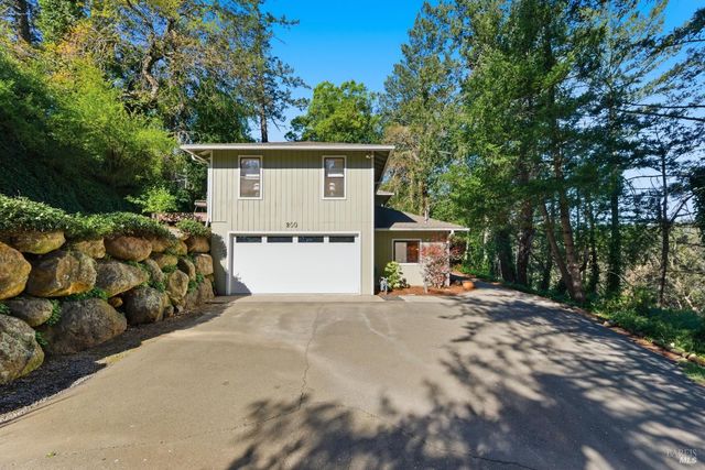 200 Sky Oaks Dr, Angwin, CA 94508