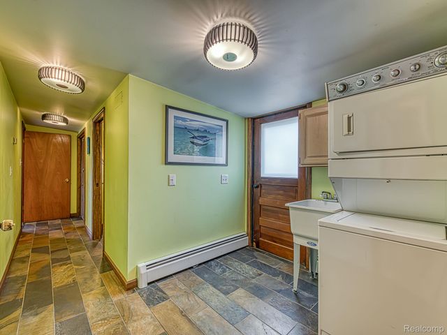 557 Alfred Street, Columbia Township, MI 49230