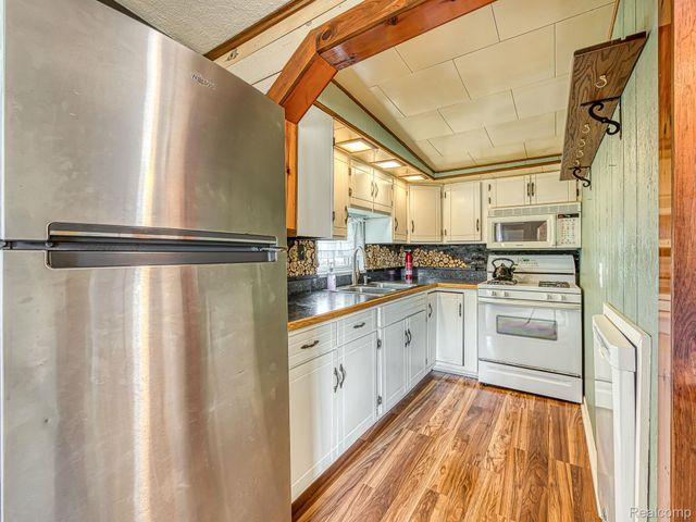 557 Alfred Street, Columbia Township, MI 49230