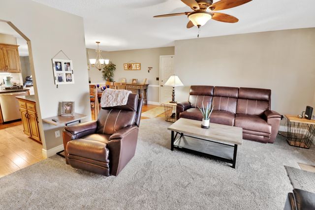 120 Wilshire Drive Unit 17, Hollister, MO 65672