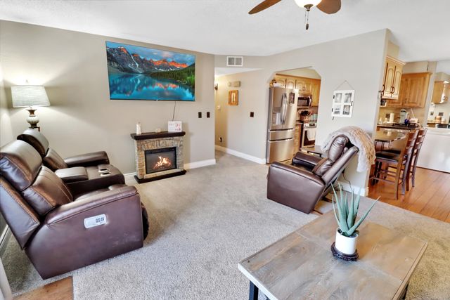 120 Wilshire Drive Unit 17, Hollister, MO 65672