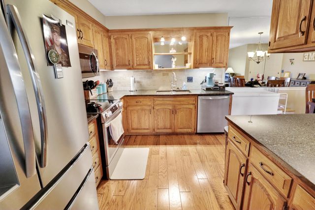 120 Wilshire Drive Unit 17, Hollister, MO 65672