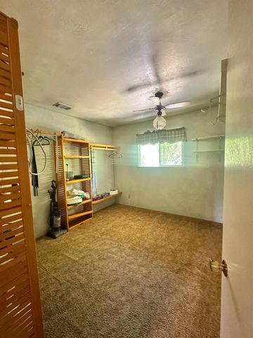 16216 Duggans Rd, Grass Valley, CA 95949
