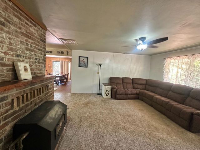 16216 Duggans Rd, Grass Valley, CA 95949
